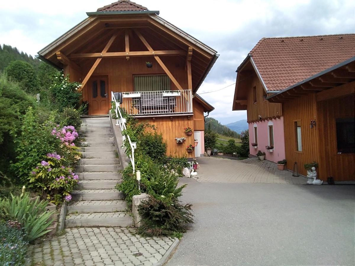 Ferienhaus Gstoderblick Daire Seebach  Dış mekan fotoğraf